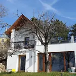 Szilva Es Dio Preshaz * Raposka