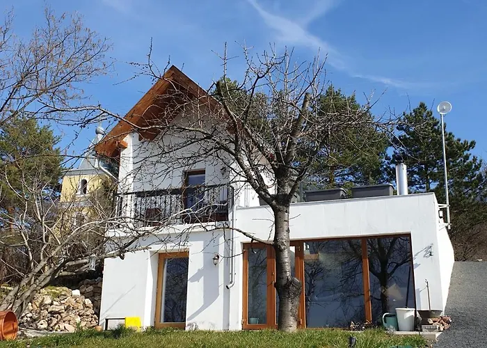 Szilva Es Dio Preshaz * Raposka